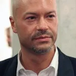 Біла металева вівця - коза
