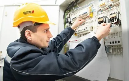Б'є струмом від води з крана чому відбувається, що робити, як усунути (б'є) Б'є струмом від води з крана чому відбувається, що робити, як усунути