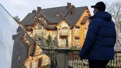 Багаті теж бідні - гроші - Коммерсант (бідних найбільше) Багаті теж бідні - гроші - Коммерсант