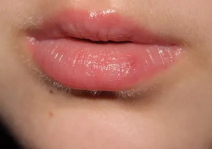 Блиск для губ lip maximizer (відтінок № 001) від dior - відгуки, фото і ціна (люкс) Блиск для губ lip maximizer (відтінок № 001) від dior - відгуки, фото і ціна