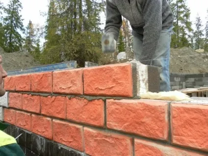 Блоки з утеплювачем і облицюванням, будівельні стінові блокові конструкції (конструкції) Блоки з утеплювачем і облицюванням, будівельні стінові блокові конструкції