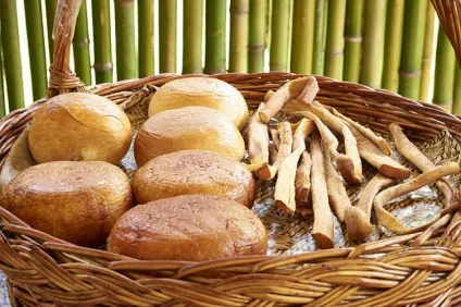 Ціни на їжу в Абхазії (в кафе і на продукти) (кафе) Ціни на їжу в Абхазії (в кафе і на продукти)