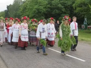 Що таке русальна тиждень і чому навесні хороводи водили навколо берези, перший музей слов'янської (сувенірів) Що таке русальна тиждень і чому навесні хороводи водили навколо берези, перший музей слов'янської