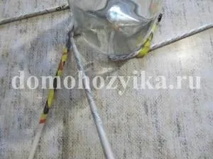 Декор пляшки-спосіб виготовлення з фото (майстер клас плетіння з газет) Декор пляшки-спосіб виготовлення з фото