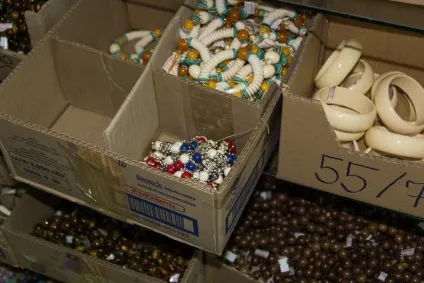 Дешевий оптово-роздрібний магазин сувенірів в центрі Паттайя (магазин Паттайя сувенір) Дешевий оптово-роздрібний магазин сувенірів в центрі Паттайя