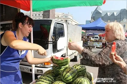 Дівчатка смачніше! Навіщо, купивши кавун, кидати його в воду, суспільство, АіФ Кременчук