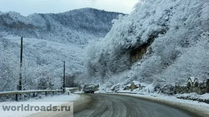Дорога на Чегемские водоспади кабардино-Балкарії, дороги світу (Чегемские) Дорога на Чегемские водоспади кабардино-Балкарії, дороги світу