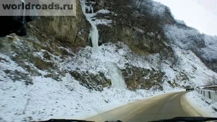 Дорога на Чегемские водоспади кабардино-Балкарії, дороги світу (Чегемские водоспади) Дорога на Чегемские водоспади кабардино-Балкарії, дороги світу