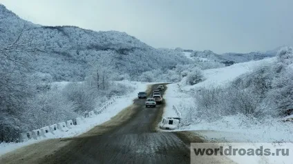 Дорога на Чегемские водоспади кабардино-Балкарії, дороги світу (Чегемській ущелина) Дорога на Чегемские водоспади кабардино-Балкарії, дороги світу