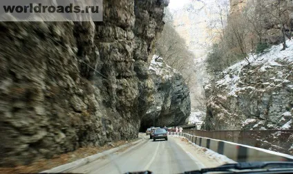 Дорога на Чегемские водоспади кабардино-Балкарії, дороги світу (Чегемские водоспади) Дорога на Чегемские водоспади кабардино-Балкарії, дороги світу