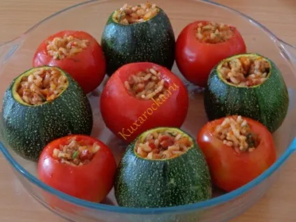 Фаршировані кабачки і помідори асорті (асорті) Фаршировані кабачки і помідори асорті