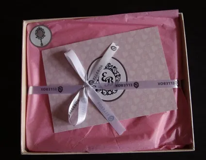 Лютневі glambox і ellebox, vpencilbox (glambox) Лютневі glambox і ellebox, vpencilbox