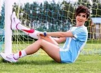 Фотосесія на футбольному полі (поле) Фотосесія на футбольному полі