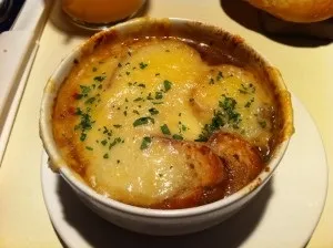 Французька кухня дивуємо вишуканими рецептами (кухня) Французька кухня дивуємо вишуканими рецептами
