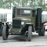 Газогенератор - двигун на дровах (зверненого процесу газифікації) Газогенератор - двигун на дровах