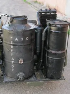 Газогенератор - двигун на дровах (фільтр тонкого очищення) Газогенератор - двигун на дровах