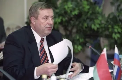 Геннадій Селезньов необхідно принципово переглянути роль чиновників