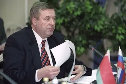 Геннадій Селезньов необхідно принципово переглянути роль чиновників