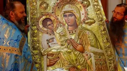 ікона Троєручиця