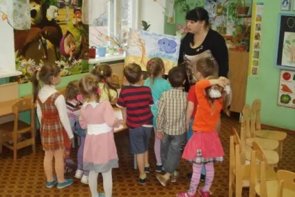 Інтегроване заняття для середньої групи «про осінь» (дитячі вироби) Інтегроване заняття для середньої групи «про осінь»