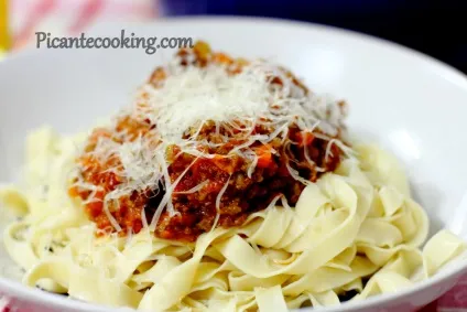 Паста болоньєзе (pasta alla bolognese), picantecooking (класика) Паста болоньєзе (pasta alla bolognese), picantecooking