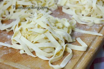 Паста болоньєзе (pasta alla bolognese), picantecooking (alla) Паста болоньєзе (pasta alla bolognese), picantecooking
