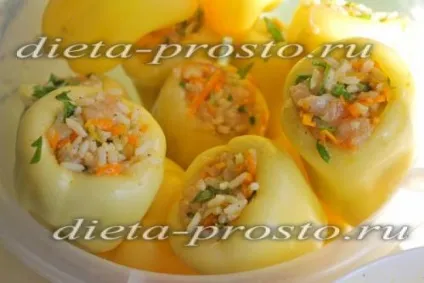 Перець, фарширований з куркою (грудка) Перець, фарширований з куркою