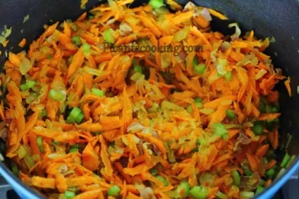 Паста болоньєзе (pasta alla bolognese), picantecooking (молоко) Паста болоньєзе (pasta alla bolognese), picantecooking