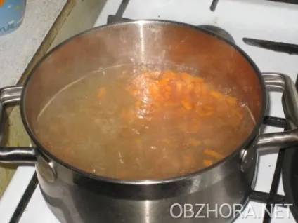 Яєчня з солоними огірками - другі страви - рецепти з фото