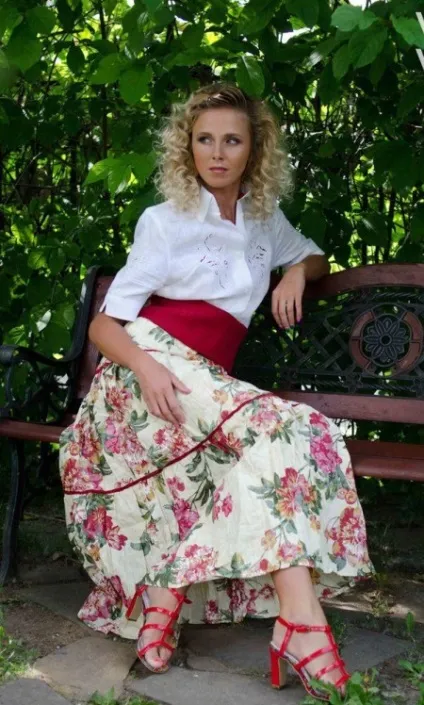 Спідниці з льону (59 фото) 2017 пол, довгі, фасони, для дівчинки, для повних, спідниця-штани, пряма, з (яскравими квітковими принтами) Спідниці з льону (59 фото) 2017 пол, довгі, фасони, для дівчинки, для повних, спідниця-штани, пряма, з