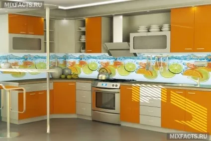 Який фартух для кухні краще вибрати пластик або скло (фартух) Який фартух для кухні краще вибрати пластик або скло