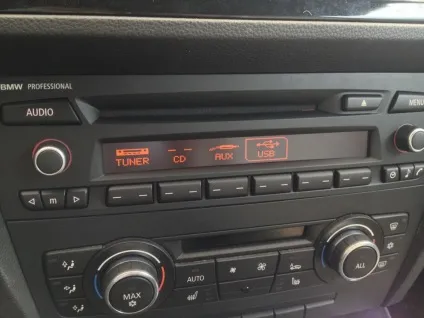 Як підключити телефон до магнітоли через usb, aux, bluetooth (магнітоли) Як підключити телефон до магнітоли через usb, aux, bluetooth