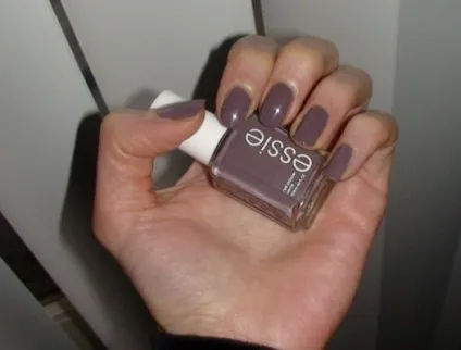 Чудові лаки essie (есе) - палітра, фото, відгуки (лаки) Чудові лаки essie (есе) - палітра, фото, відгуки