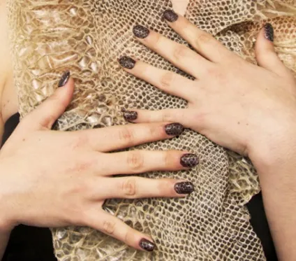 Чудові лаки essie (есе) - палітра, фото, відгуки (essie) Чудові лаки essie (есе) - палітра, фото, відгуки