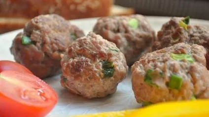 Як приготувати соковиті і смачні фрикадельки (жирні сорти м'яса) Як приготувати соковиті і смачні фрикадельки