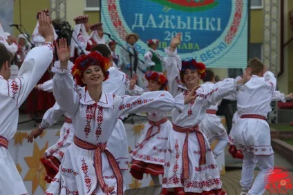 Як пройшли обласні «дожинки» в Торез (фото) - Новини - зоря - інформаційний портал Брестської (фото) Як пройшли обласні «дожинки» в Торез (фото) - Новини - зоря - інформаційний портал Брестської