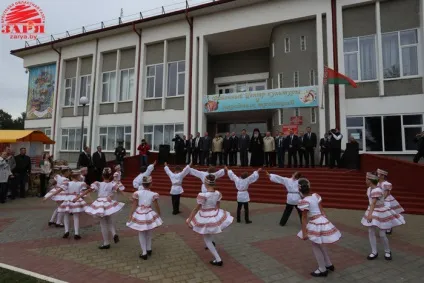 Як пройшли обласні «дожинки» в Торез (фото) - Новини - зоря - інформаційний портал Брестської (новини бреста) Як пройшли обласні «дожинки» в Торез (фото) - Новини - зоря - інформаційний портал Брестської