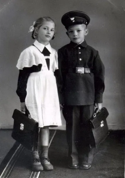 Як проходила життя кожного радянського школяра - новини в фотографіях (школяра) Як проходила життя кожного радянського школяра - новини в фотографіях