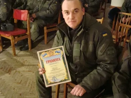 Як Рубіжанський міська рада привітав українських військових (фото, відео) (українських) Як Рубіжанський міська рада привітав українських військових (фото, відео)