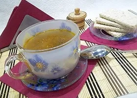 Капустяний суп з помідорами