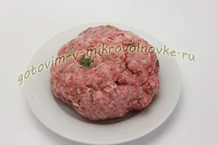Картопляна запіканка з фаршем в мікрохвильовці