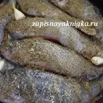 смажений окунь