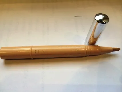 Коректор для прищів airbrush concealer від clinique (як замаскувати прищі) Коректор для прищів airbrush concealer від clinique