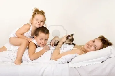 Кішки і діти