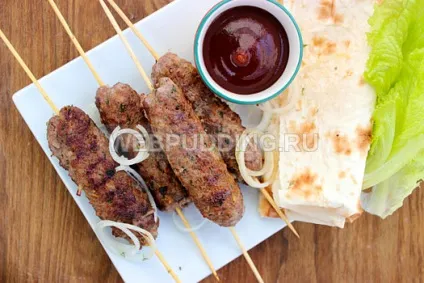 Люля-кебаб на сковороді - покроковий рецепт з фото, як приготувати на (люля-кебаб) Люля-кебаб на сковороді - покроковий рецепт з фото, як приготувати на