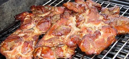 Маринад для м'яса - рецепти для запікання в духовці, перед копченням, на шашлик