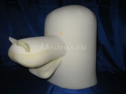 Маска з поролону дракончик