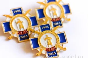 Значки на замовлення за індивідуальною формою