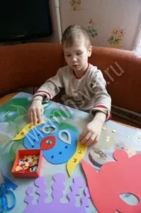 Маски інопланетян - для космічної вечірки