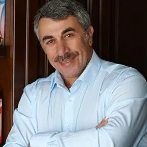 Чи можна купати дітей при нежиті і соплях думку доктора Комаровського (купати) Чи можна купати дітей при нежиті і соплях думку доктора Комаровського